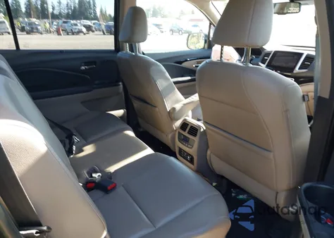 2016 Honda Pilot Touring из США, поврежденный, VIN 5FNYF6H95GB047558